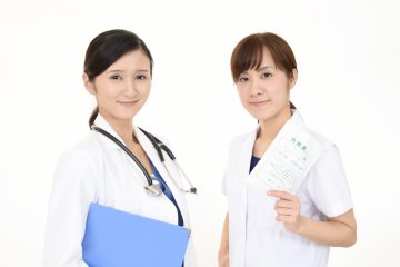 女医と薬剤師